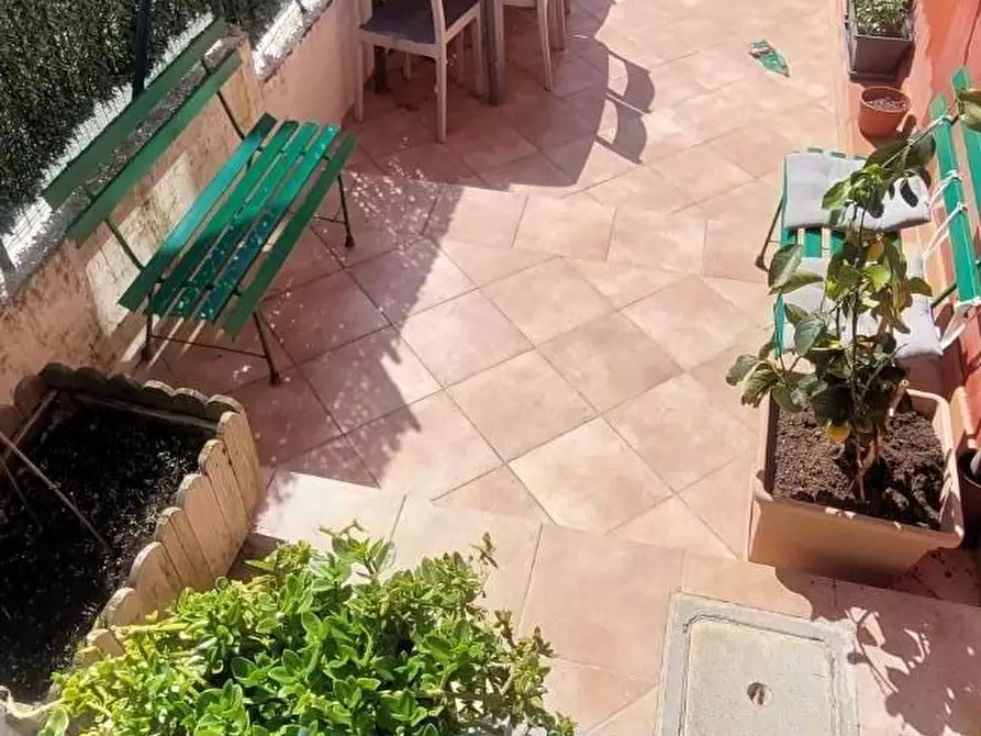 Immagine 3 di Appartamento in vendita  a Carrara