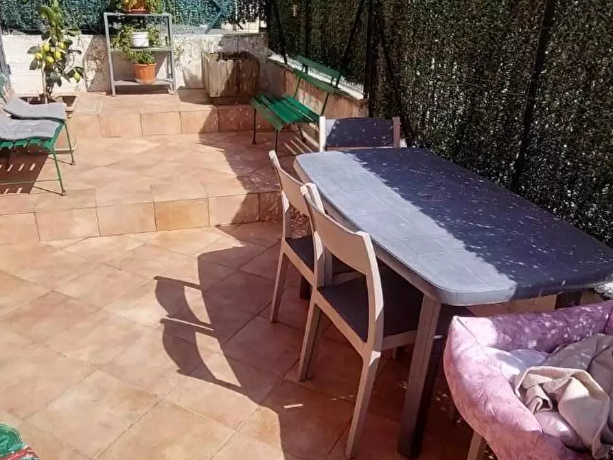 Immagine 17 di Appartamento in vendita  a Carrara