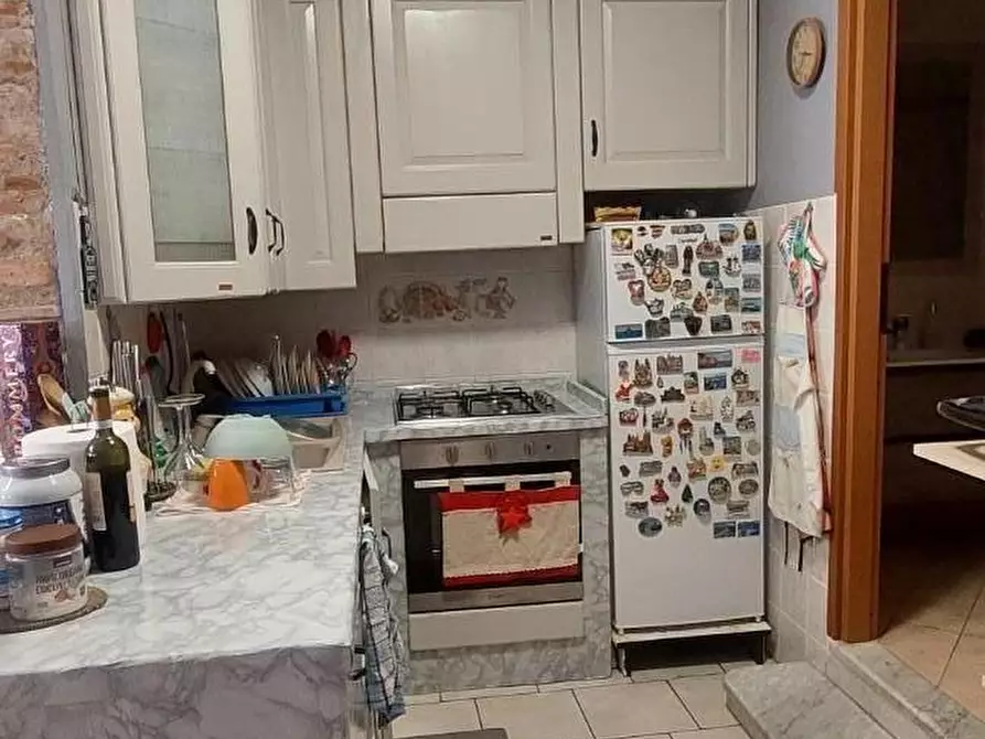 Immagine 15 di Appartamento in vendita  a Carrara