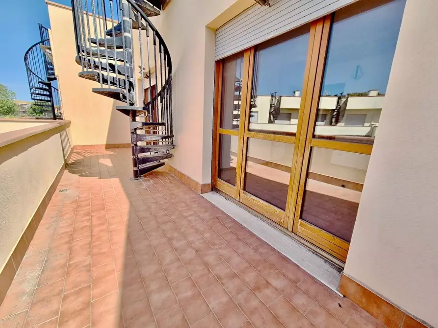 Immagine 19 di Appartamento in vendita  a Pisa