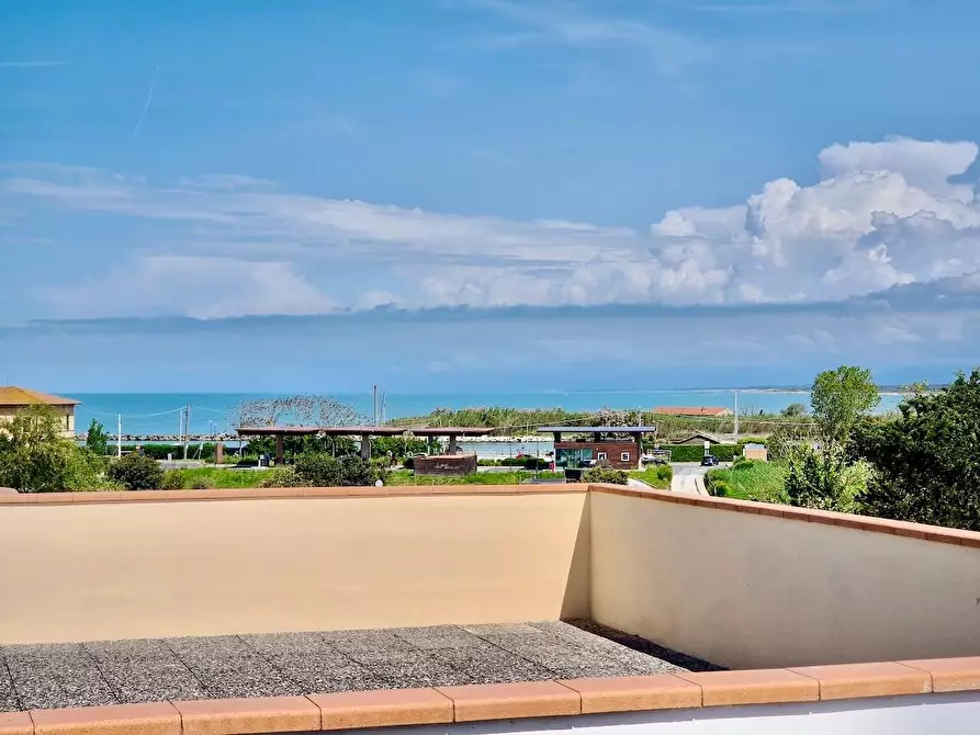 Immagine 21 di Appartamento in vendita  a Pisa