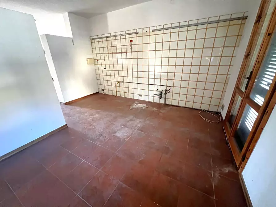 Immagine 10 di Villetta a schiera in vendita  a Cascina