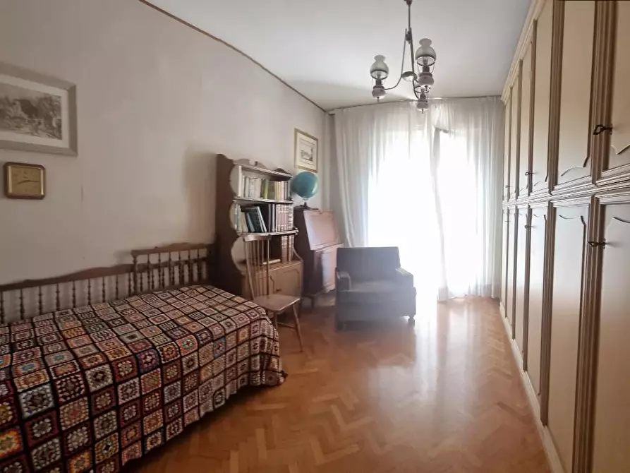 Immagine 18 di Appartamento in vendita  a Livorno