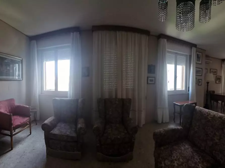 Immagine 3 di Appartamento in vendita  a Livorno