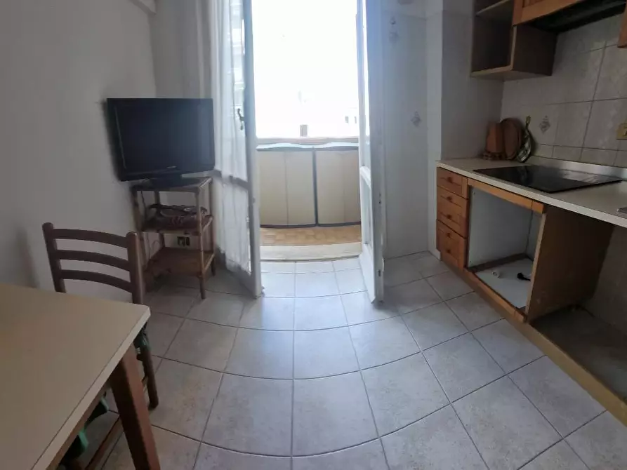 Immagine 12 di Appartamento in vendita  a Livorno