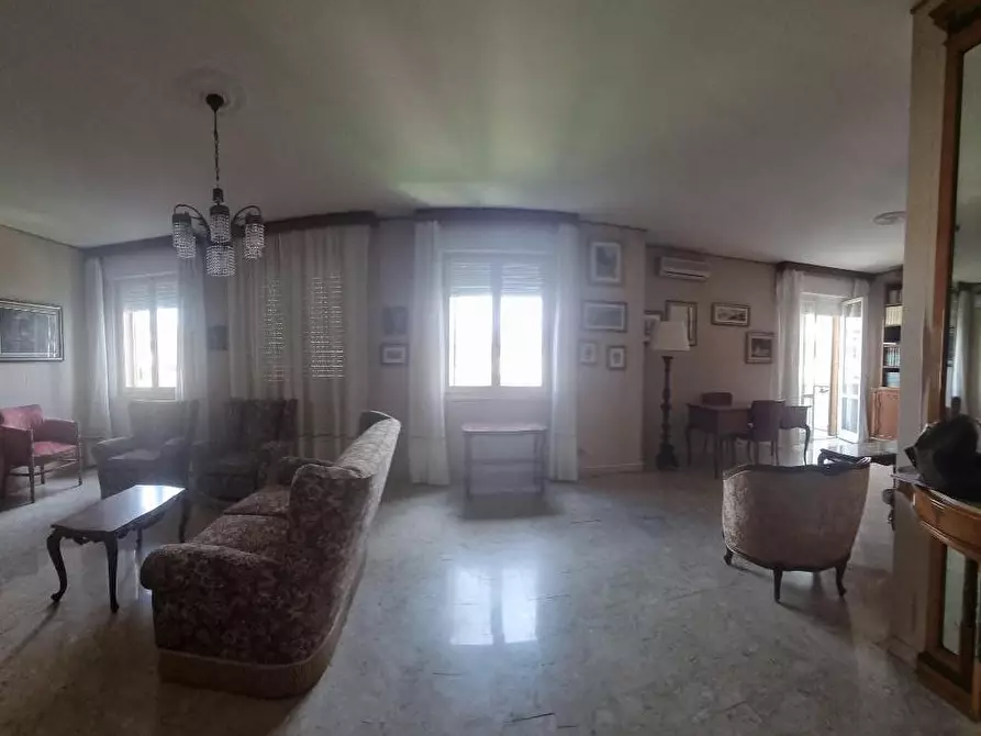 Immagine 7 di Appartamento in vendita  a Livorno