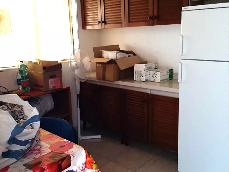 Immagine 7 di Magazzino in vendita  a Lucca