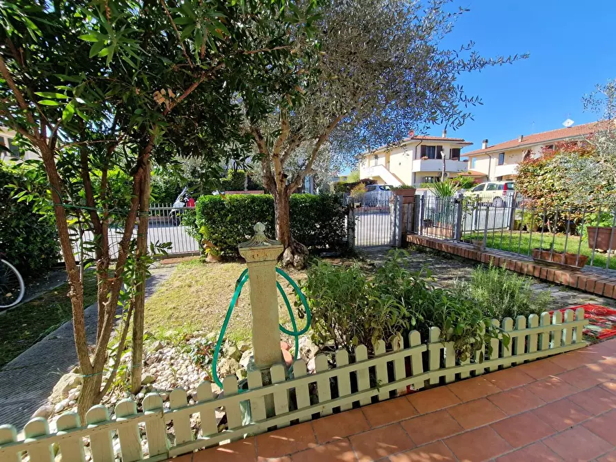 Immagine 37 di Appartamento in vendita  a Ponsacco