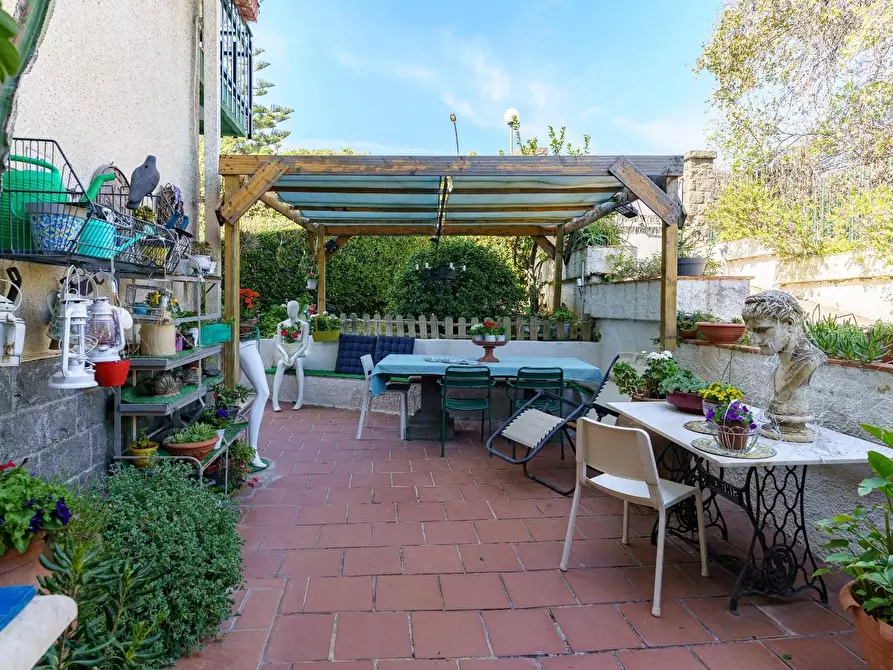Immagine 29 di Villa in vendita  a Tremestieri Etneo