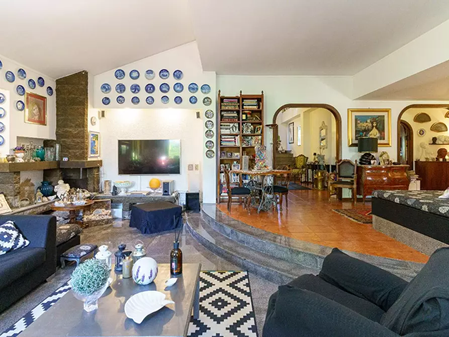 Immagine 12 di Villa in vendita  a Tremestieri Etneo