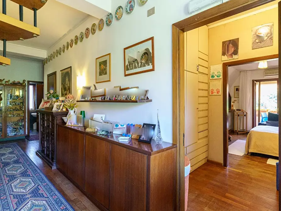 Immagine 34 di Villa in vendita  a Tremestieri Etneo