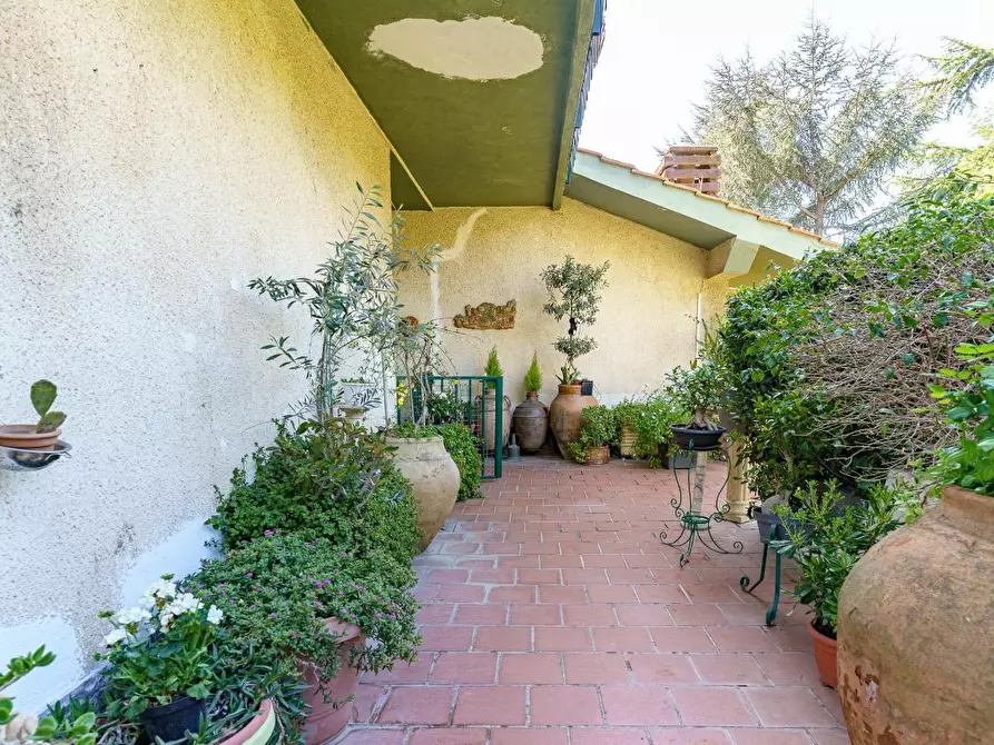 Immagine 31 di Villa in vendita  a Tremestieri Etneo