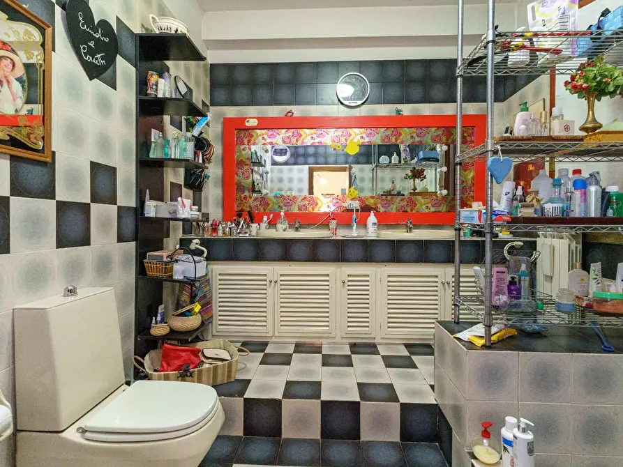 Immagine 42 di Villa in vendita  a Tremestieri Etneo