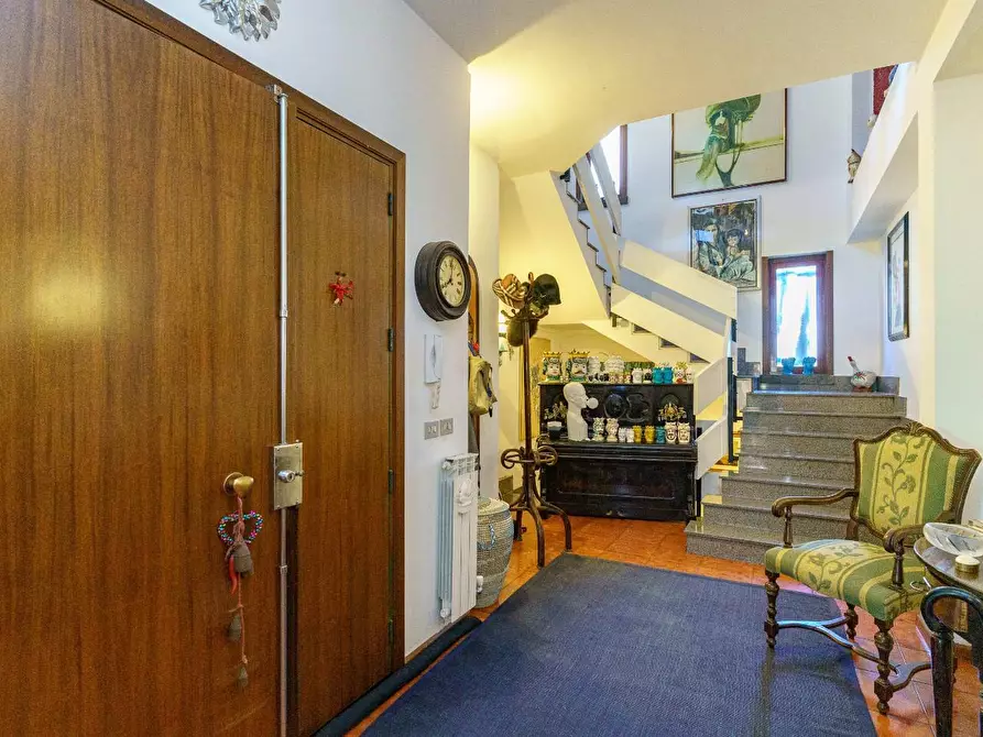 Immagine 9 di Villa in vendita  a Tremestieri Etneo