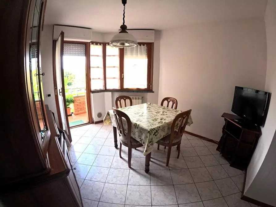 Immagine 9 di Appartamento in vendita  a Siena