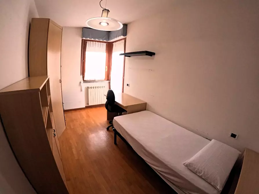 Immagine 14 di Appartamento in vendita  a Siena