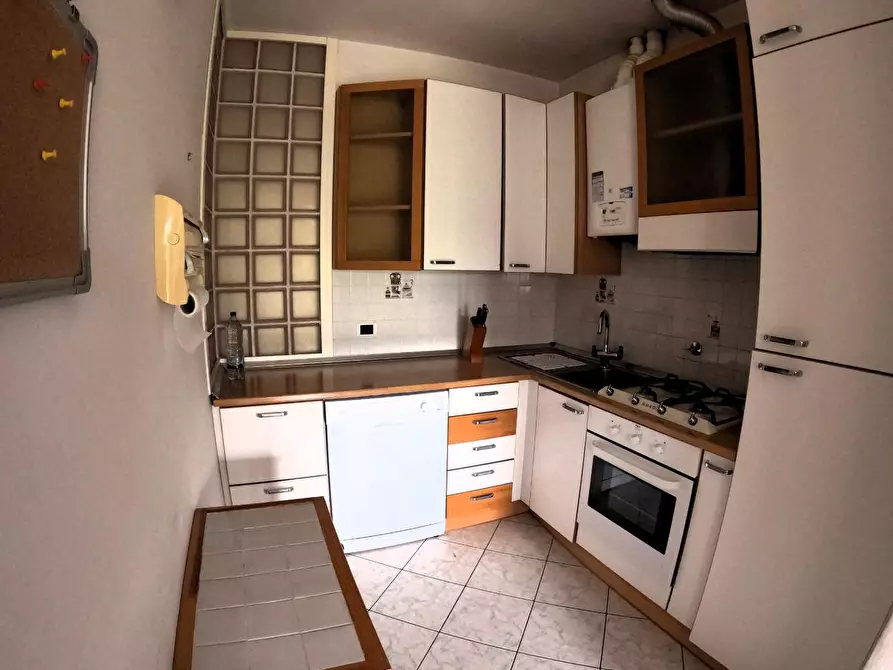 Immagine 8 di Appartamento in vendita  a Siena