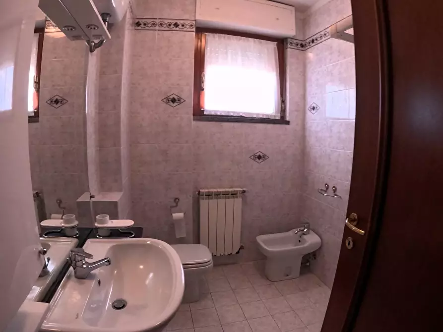 Immagine 16 di Appartamento in vendita  a Siena