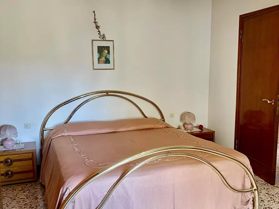 Immagine 22 di Villetta a schiera in vendita  a Empoli