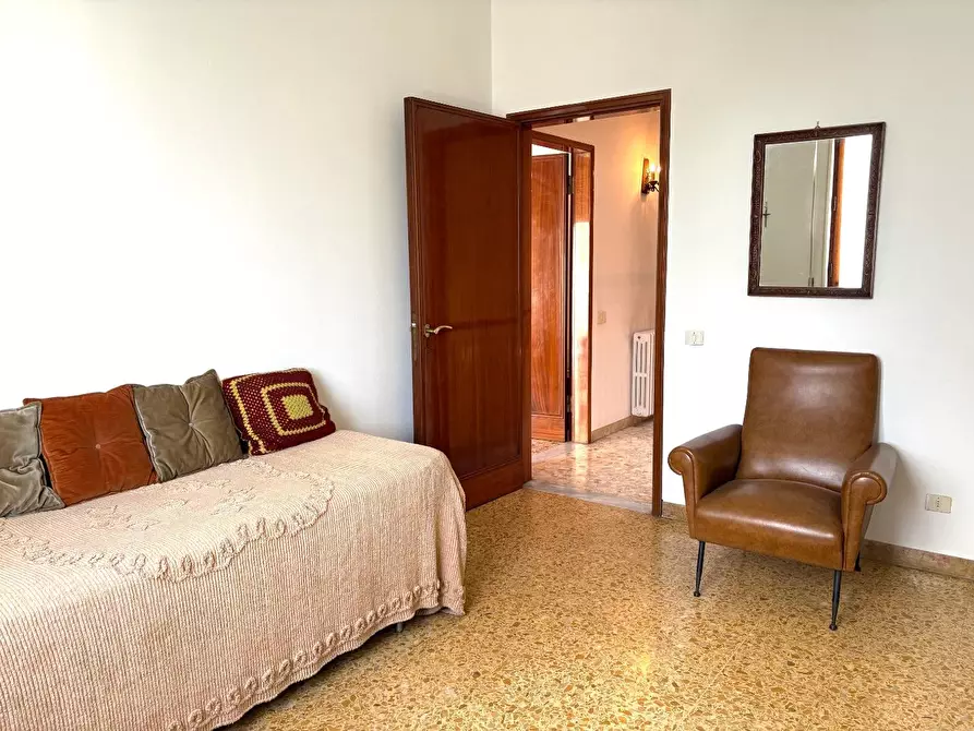 Immagine 27 di Villetta a schiera in vendita  a Empoli