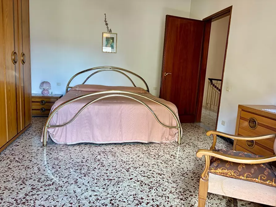 Immagine 24 di Villetta a schiera in vendita  a Empoli