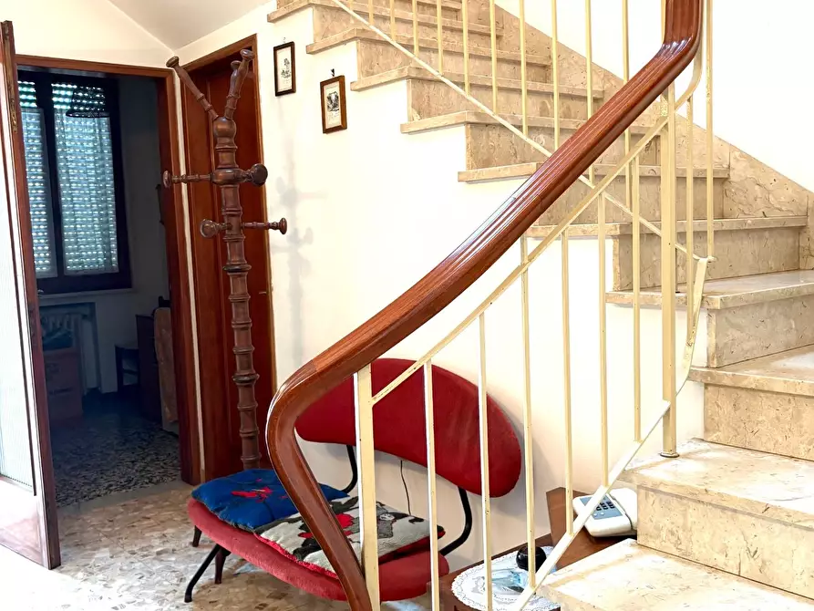 Immagine 9 di Villetta a schiera in vendita  a Empoli