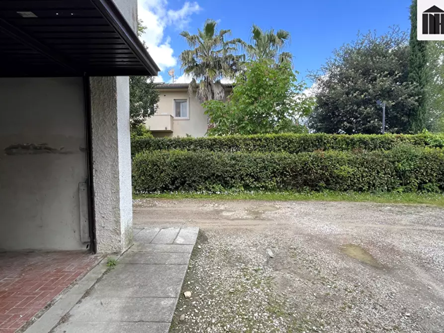 Immagine 22 di Appartamento in vendita  a Santa Croce Sull'arno