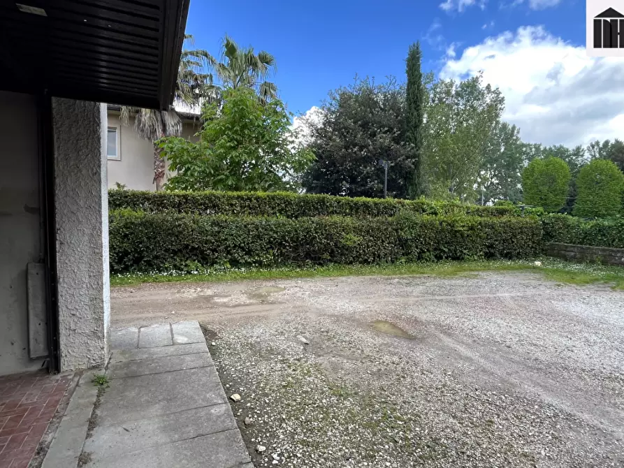 Immagine 20 di Appartamento in vendita  a Santa Croce Sull'arno