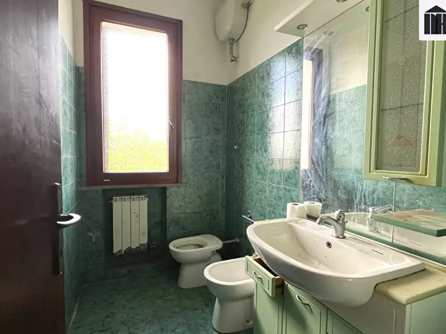 Immagine 19 di Appartamento in vendita  a Santa Croce Sull'arno