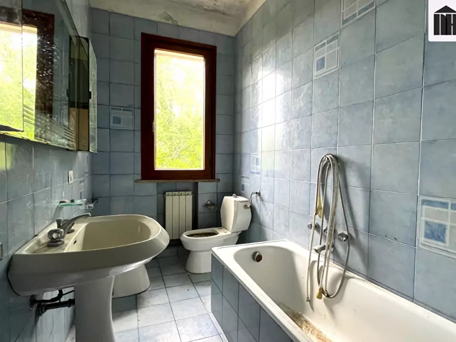 Immagine 15 di Appartamento in vendita  a Santa Croce Sull'arno