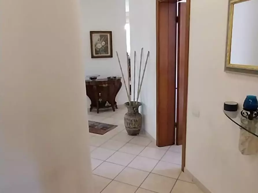 Immagine 8 di Porzione di casa in vendita  a Carrara