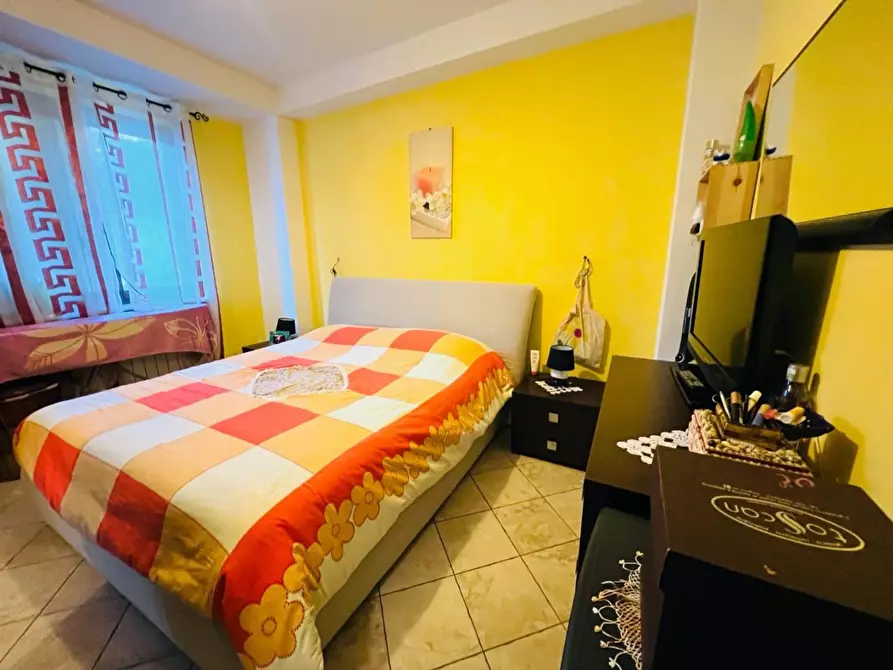 Immagine 6 di Appartamento in vendita  a Massa