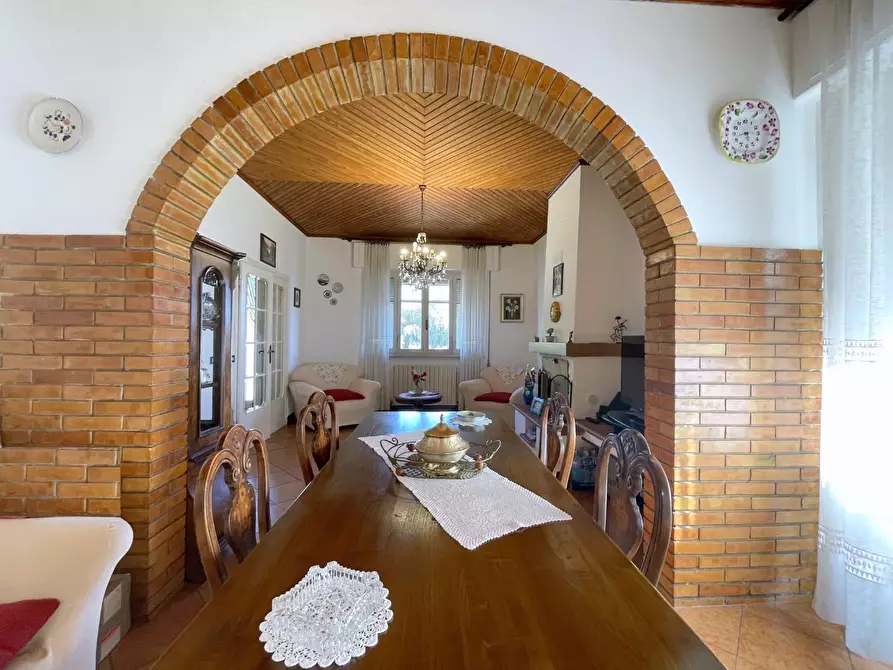 Immagine 10 di Casa indipendente in vendita  a Camaiore