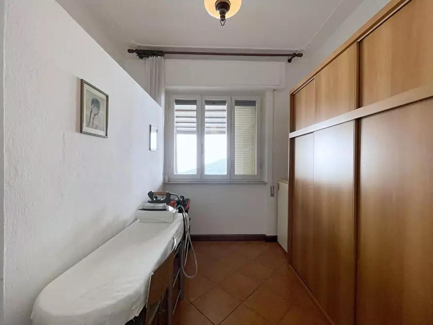 Immagine 24 di Casa indipendente in vendita  a Camaiore