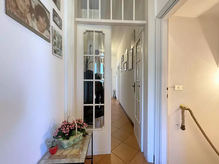 Immagine 18 di Casa indipendente in vendita  a Camaiore