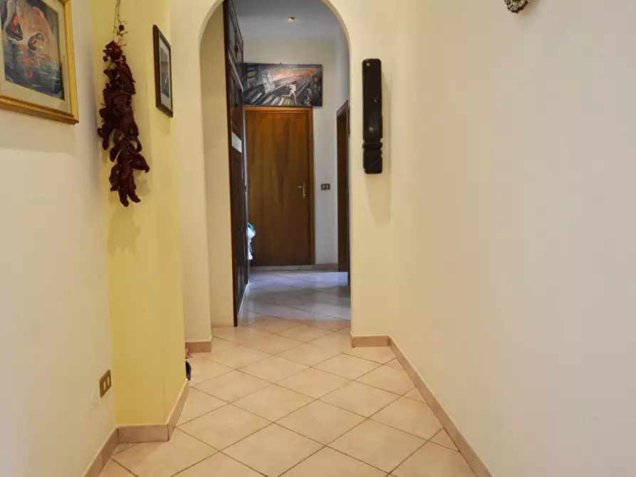 Immagine 2 di Appartamento in vendita  a Campiglia Marittima