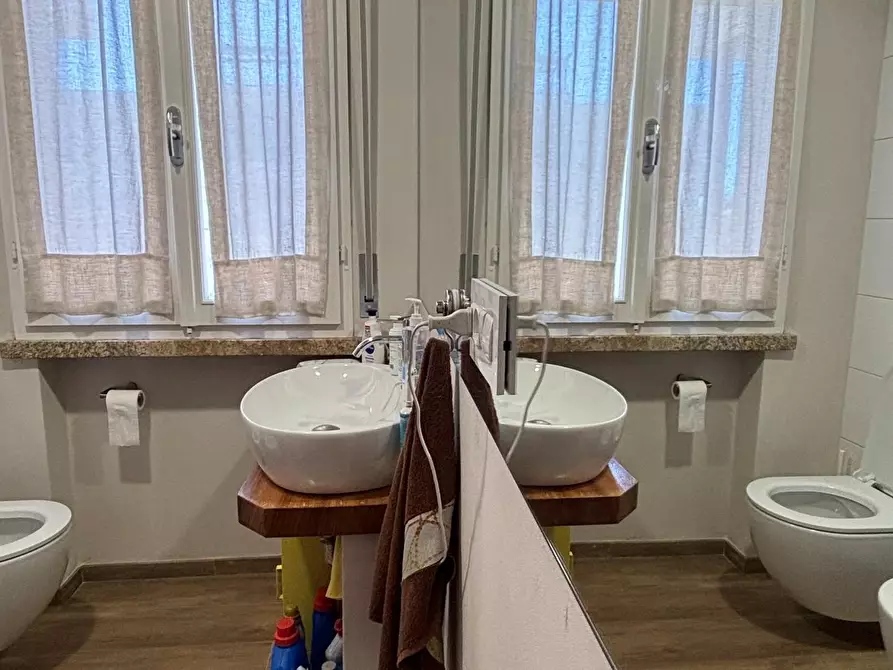 Immagine 13 di Mansarda in vendita  a Pisa