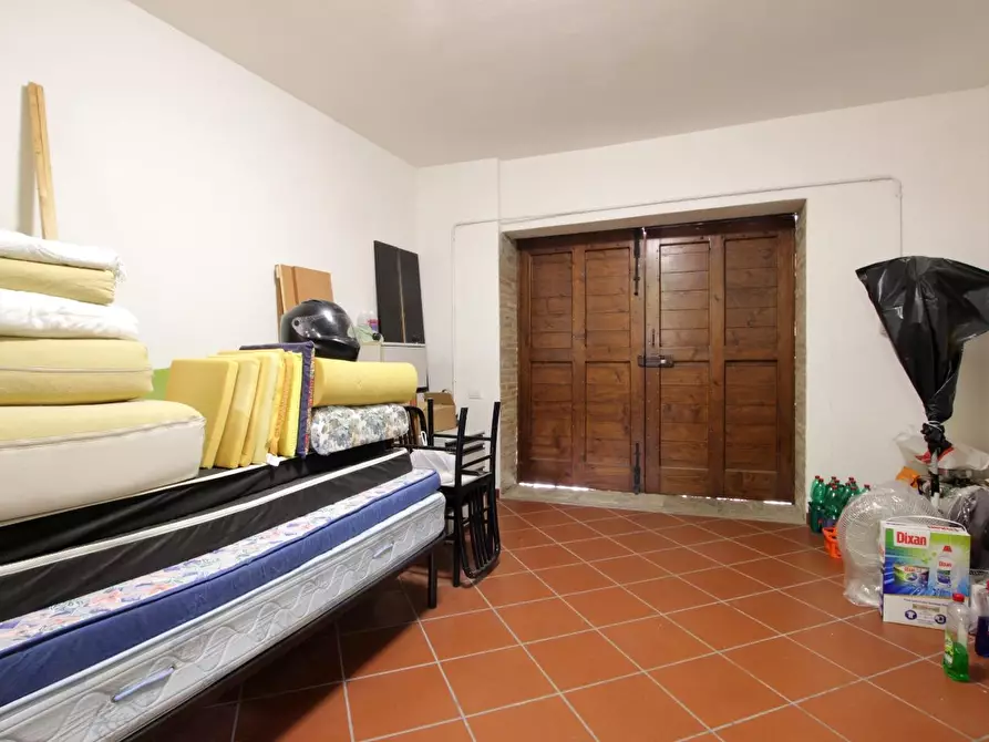Immagine 48 di Appartamento in vendita  a Poggibonsi