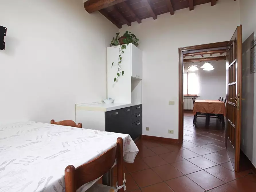 Immagine 8 di Appartamento in vendita  a Poggibonsi