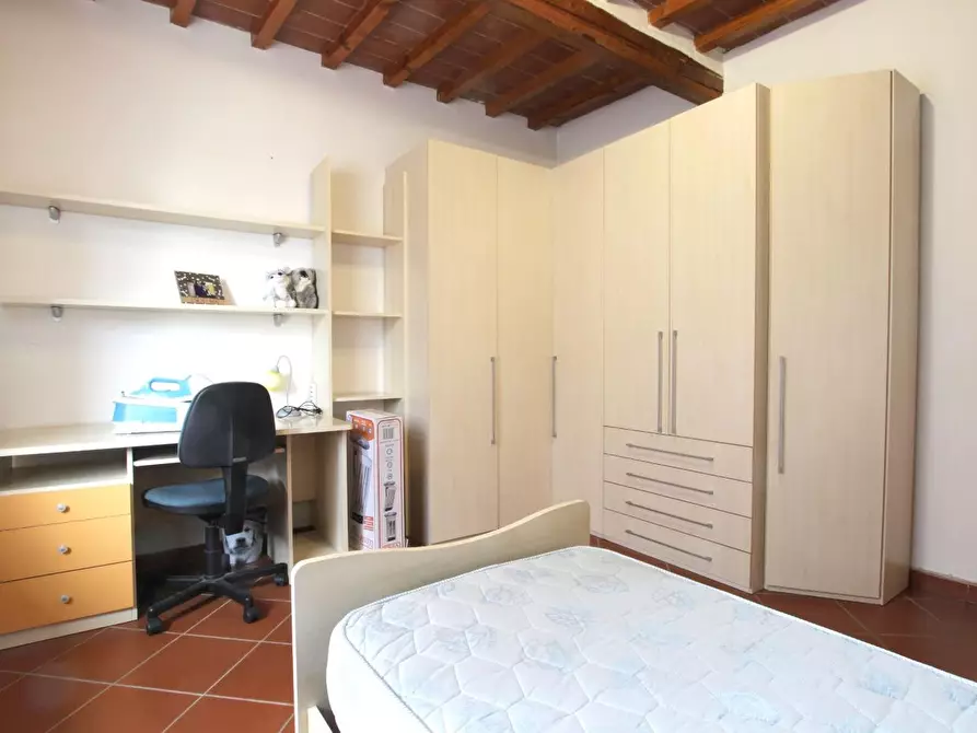 Immagine 22 di Appartamento in vendita  a Poggibonsi