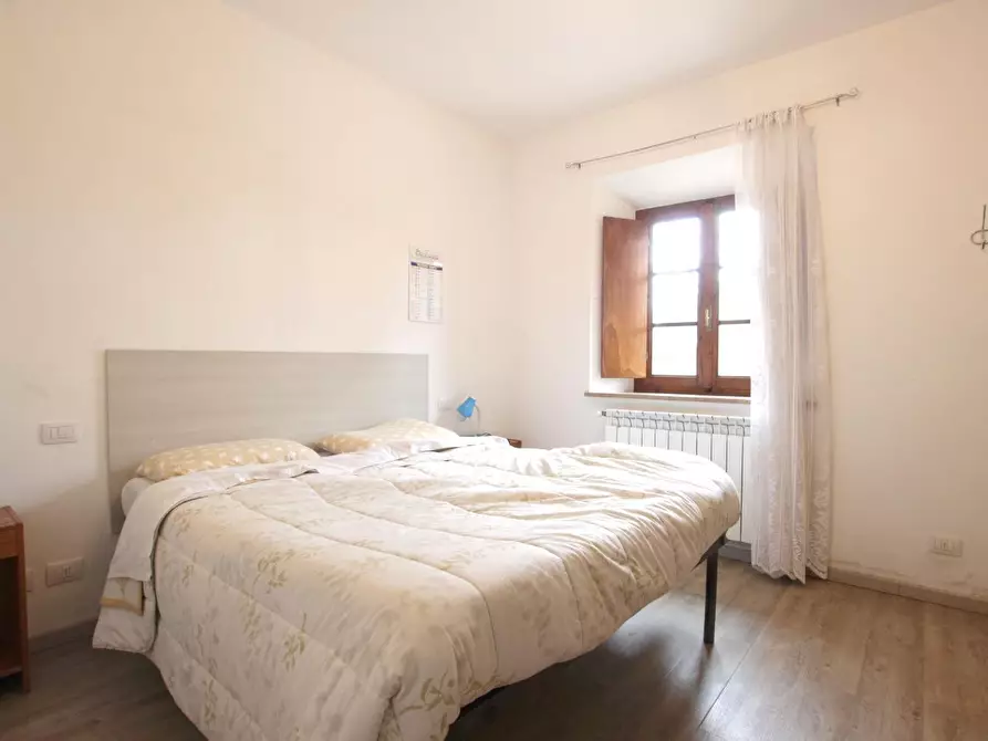 Immagine 41 di Appartamento in vendita  a Poggibonsi