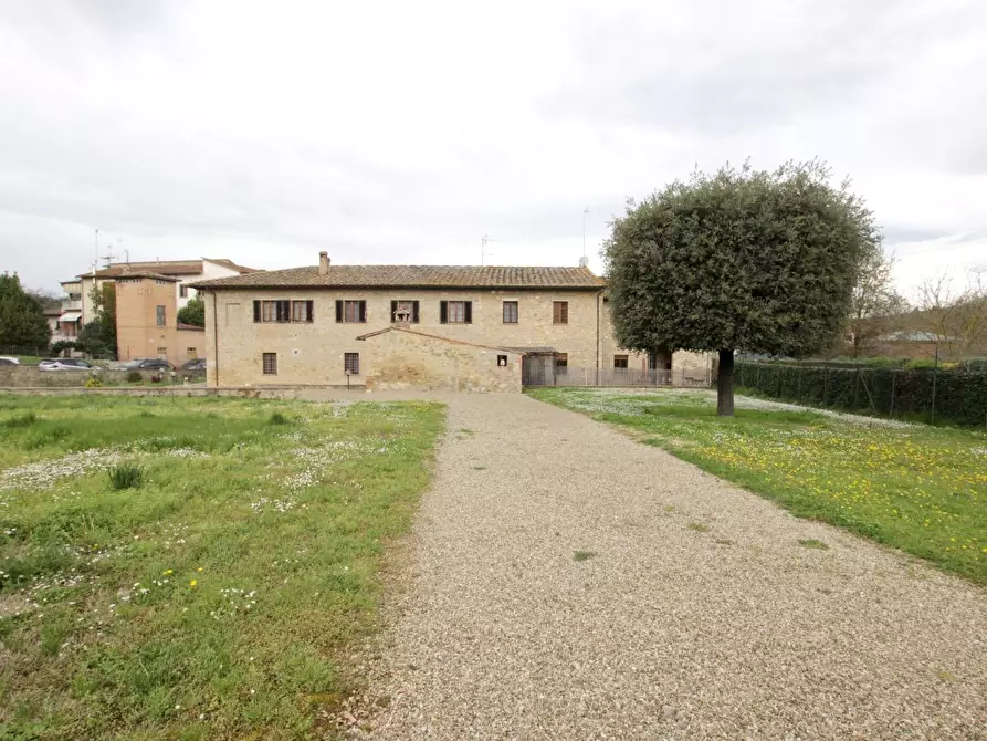 Immagine 54 di Appartamento in vendita  a Poggibonsi