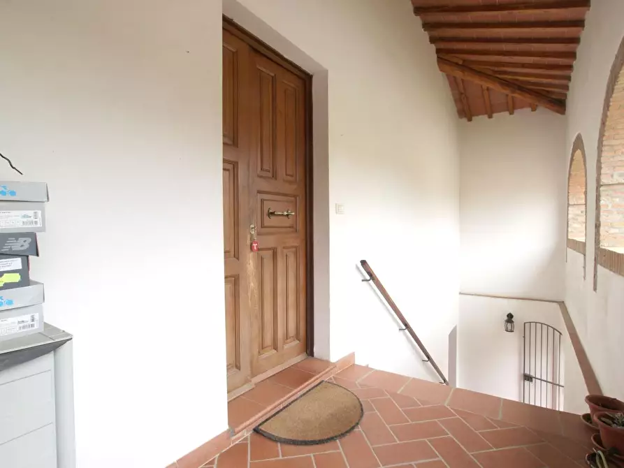 Immagine 29 di Appartamento in vendita  a Poggibonsi