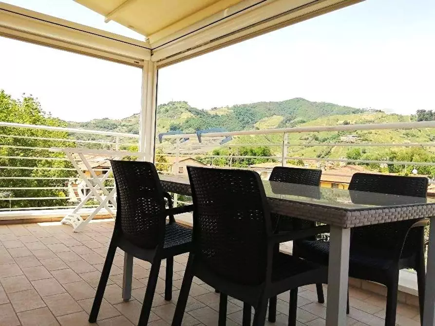 Immagine 2 di Villetta a schiera in vendita  a Massa