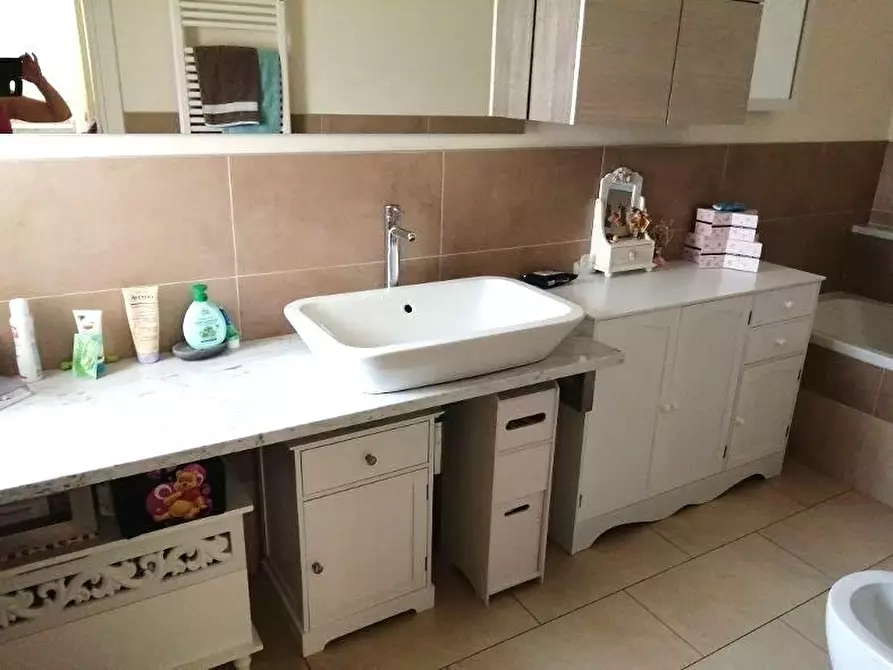 Immagine 24 di Villetta a schiera in vendita  a Massa