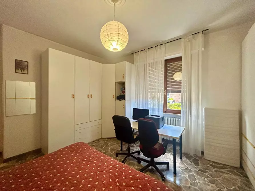 Immagine 12 di Appartamento in vendita  a Siena