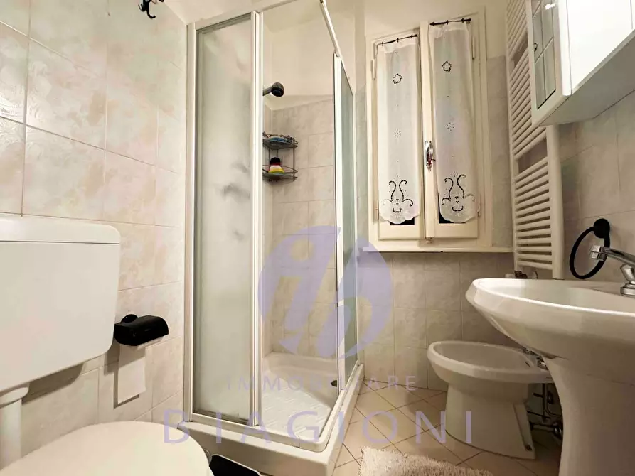 Immagine 22 di Villa in vendita  a Pietrasanta