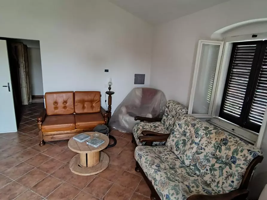 Immagine 7 di Appartamento in vendita  a Carrara