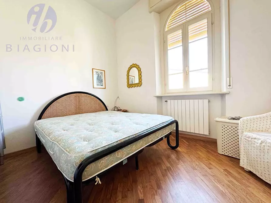 Immagine 27 di Casa bifamiliare in vendita  a Pietrasanta