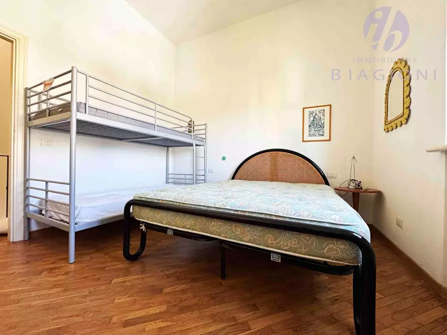 Immagine 26 di Casa bifamiliare in vendita  a Pietrasanta